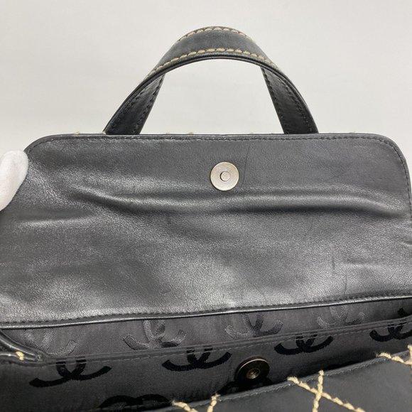 CHANEL Black Leather Wild Stitch Handbag 21x30x10cm Gold Hardware - Picture 8 of 12